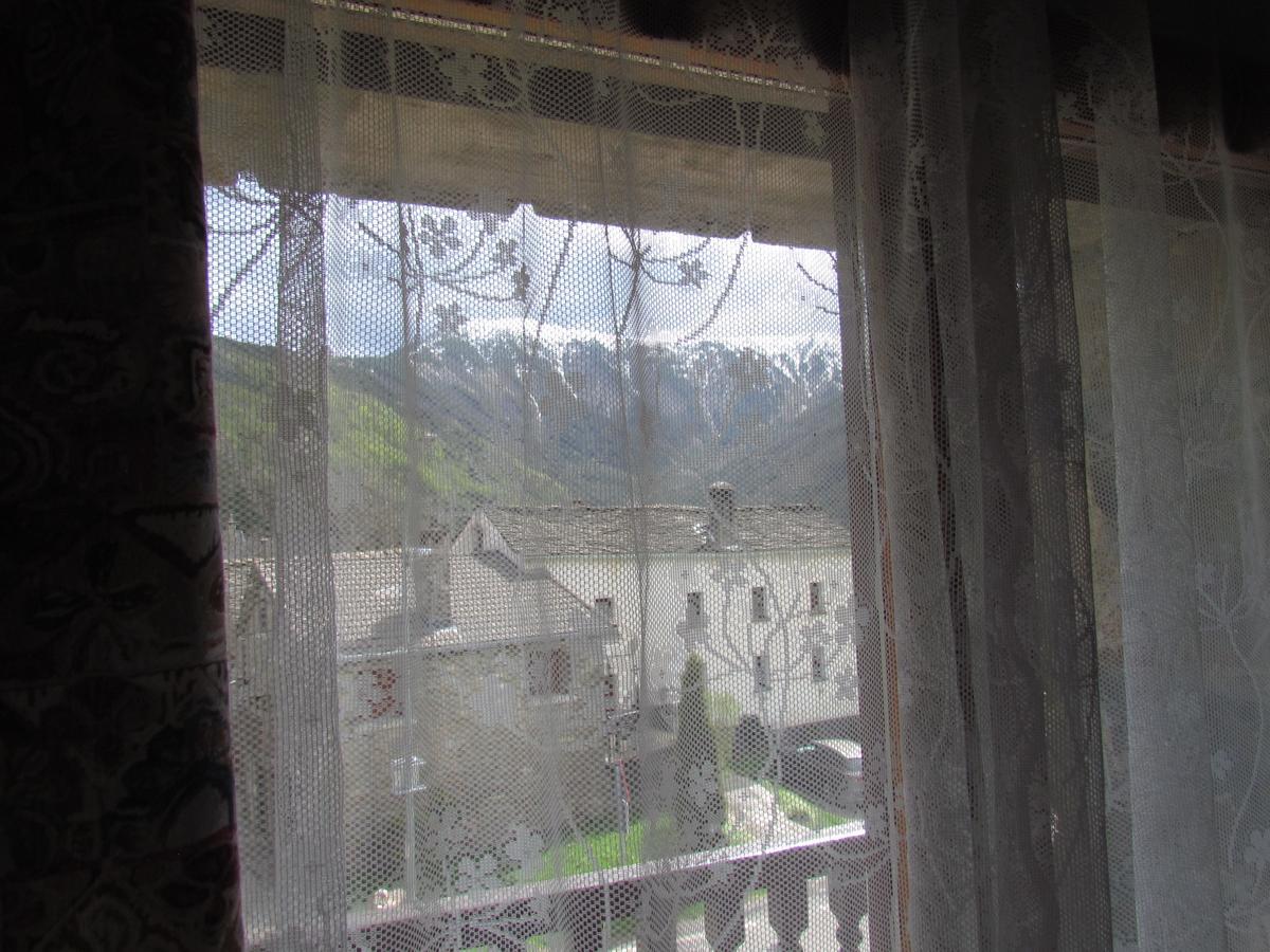 Hotel Las Nieves Linás de Broto Kültér fotó